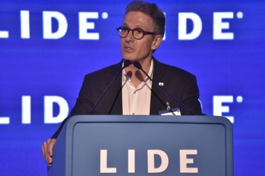 Rio de Janeiro (RJ), Brezilya 22 Ağustos 2025 - Lide Forum sırasında Minas Gerais, Romeu Zema Valisi. Panel 4 - Genel Ekonomi ve Sosyal Kalkınma - Genel Ekonominin Çözümleri ve İyi Örnekleri (saulo angelo / the enews2)