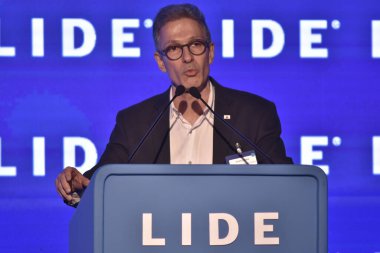 Rio de Janeiro (RJ), Brezilya 22 Ağustos 2025 - Lide Forum sırasında Minas Gerais, Romeu Zema Valisi. Panel 4 - Genel Ekonomi ve Sosyal Kalkınma - Genel Ekonominin Çözümleri ve İyi Örnekleri (saulo angelo / the enews2)