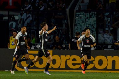 Rio de Janeiro (RJ), Brezilya 08 / 24 / 2025 - Vasco ile Corinthians arasında oynanan maçta, Sao Januario Stadyumu 'nda (Gabby costa / thenews2) düzenlenen 2025 Brezilya Şampiyonası A Serisi için geçerli olan oyuncu Rodrigo Garro)