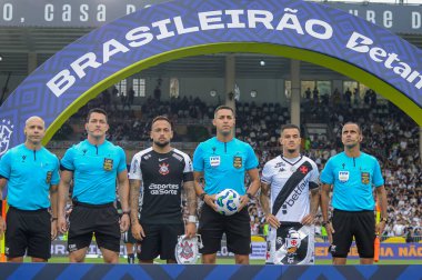 Rio de Janeiro (rj), Brezilya 08 / 24 / 2025 - hakem Rodrigo jose pereira de lima, asistanlar: Guilherme dias and francisco chaves bezerra junior, var: pablo ramon goncalf pinheiro at the match (Gabby costa / thenews2)