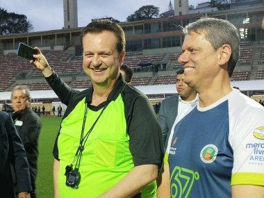 Sao Paulo (SP), Brezilya 08 / 26 / 2025 - Sao Paulo Valisi Tarcisio de Freitas, Sao Paulo Belediye Başkanı Ricardo Nunes ve diğer belediye başkanlarıyla oynadığı futbol maçına katıldı (leandro chemalle / thenews2)