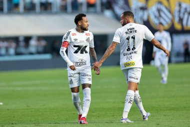 Santos (SP), 08 / 31 / 2025 - Brezilya / Santos vs Fluminense - Neymar Jr ve Guilherme Santos ve Fluminense takımları arasında Urbano Caldeira Stadyumu 'nda oynanan Brezilya Şampiyonluk Serisi A' nın 22. turu için oynanan maçta karşı karşıya geldiler. (pedro paulo diaz\ yeni2)