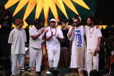 31 Ağustos 2025, New York, ABD: Evandro fioti, Brezilyalı şarkıcı, söz yazarı, ve yaratıcı vizyoner, hip-hop kültürünü siyahi kimliği tanıtmak için aktivizmle harmanlıyor (niyi fote / thenews2)