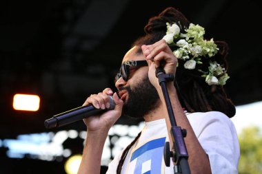 31 Ağustos 2025, New York, ABD: Evandro fioti, Brezilyalı şarkıcı, söz yazarı, ve yaratıcı vizyoner, hip-hop kültürünü siyahi kimliği tanıtmak için aktivizmle harmanlıyor (niyi fote / thenews2)