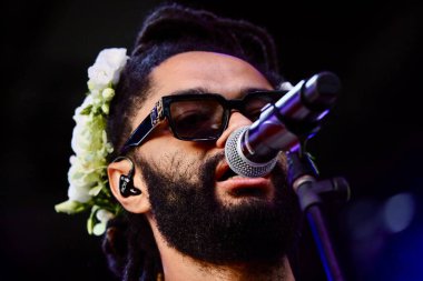 31 Ağustos 2025, New York, ABD: Evandro fioti, Brezilyalı şarkıcı, söz yazarı, ve yaratıcı vizyoner, hip-hop kültürünü siyahi kimliği tanıtmak için aktivizmle harmanlıyor (niyi fote / thenews2)