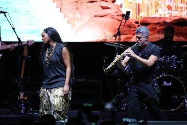 31 Ağustos 2025, New York, ABD: Brezilyalı şarkıcı İza, Central Park 'taki bir Citi parkının yaz sahnesinde canlı performans sergiliyor (niyi fote / thews2)