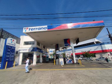 Sao Paulo (SP), Brezilya 09 / 01 / 2025 - Sao Paulo 'nun doğusundaki Rua dos Trilha' da yer alan yer istasyonu, Başkentin Birinci Komutanlığı (PCC) (leandro chemalle / thenews2) suç örgütünün işletmelerinden biri olarak tanımlanıyor.)