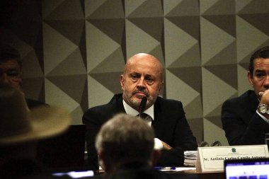 Brasilia (DF), 25 Eylül 2025 - Careca do INSS olarak bilinen Bay Antonio Carlos Camilo Antunes, Praca dos Tres Poderes 'de düzenlenen INSS hakkındaki ortak soruşturma komisyonu sırasında dinlendi. (Frederico Brasil 2. Bölüm))    