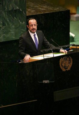 UNGA 80 Genel Kurul Müzakeresi. 24 Eylül 2025, New York, ABD: Kıbrıs Rum Kesimi Cumhurbaşkanı Nikos Hristodoulides BM genel merkezinde gerçekleşen UNGA 80 Genel Müzakere Toplantısında konuştu. (niyi fote\ theenews2)