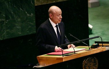 25 Eylül 2025, New York, ABD: Yemen Cumhuriyeti Başkanlık Liderlik Konseyi Başkanı Rashad Mohammed Al-Alimi, UNGA 80 Genel Kurul Toplantısına seslendi. (niyi fote\ theenews2)    