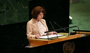 UNGA 80 Genel Kurul Müzakeresi. 25 Eylül 2025, New York, ABD: Kuzey Makedonya Cumhuriyeti Cumhurbaşkanı Gordana Siljanovska-Davkova, UNGA 80 Genel Kurul Toplantısına seslendi. (niyi fote\ theenews2)     