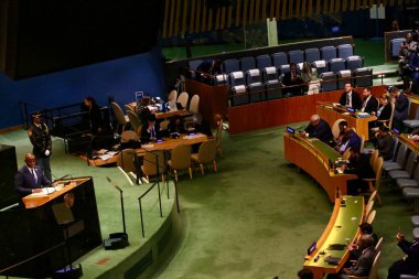 25 Eylül 2025, New York, ABD: Ekselansları Brice Dalgacı Oligui Nguema Başkanı, Gabon Cumhuriyeti Devlet Başkanı ve Hükümet Başkanı UNGA 80 Genel Kurul Toplantısına hitaben bir konuşma yaptı. (niyi fote\ theenews2)