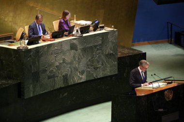 UNGA 80 Genel Kurul Müzakeresi. 25 Eylül 2025, New York, ABD: Hollanda Krallığı Başbakanı Ekselansları Hendrikus Wilhelmus Maria Schoof UNGA 80 Genel Kurul Toplantısı 'nda konuşma yaptı. (niyi fote\ theenews2)  