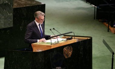 UNGA 80 Genel Kurul Müzakeresi. 25 Eylül 2025, New York, ABD: Hollanda Krallığı Başbakanı Ekselansları Hendrikus Wilhelmus Maria Schoof UNGA 80 Genel Kurul Toplantısı 'nda konuşma yaptı. (niyi fote\ theenews2)  