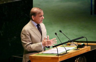 26 Eylül 2025, New York, ABD: Pakistan İslam Cumhuriyeti Başbakanı Ekselansları Muhammed Şehbaz Şerif BM genel merkezinde gerçekleşen UNGA 80 Genel Kurul Toplantısına (niyi fote / thenews2)