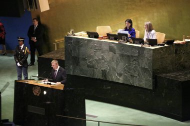 24 Eylül 2025, New York, ABD: Letonya Cumhuriyeti Başkanı Edgars Rinkvis, BM genel merkezinde gerçekleşen UNGA 80 Genel Kurul Müzakeresi 'ne seslendi (niyi fote / thews2)