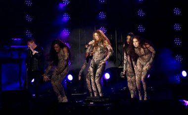 27 Eylül 2025, New York, ABD: Shakira Global Vatandaş Festivali 'nde canlı performans sergilemektedir.)