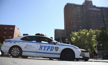 NYCHA Binası Gaz Patlaması nedeniyle çöktü. 1 Ekim 2025, New York, ABD: Bir gaz patlaması Alexander Bulvarı 'ndaki NYCHA Mitchel Houses' ın sabah 8 civarında çökmesine neden oldu. (niyi fote\ theenews2)               