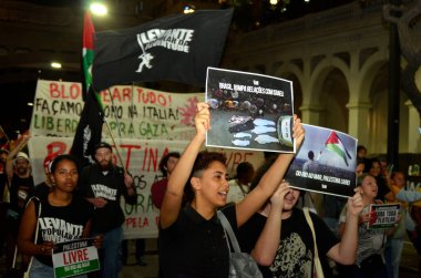 Porto Alegre (SC), 2 Ekim 2025 Flotilla / Protesto / Gazze A Küresel Sumud Filosu ile dayanışma gösterileri Rio Grande do Sul 'un başkentinde gerçekleşti. (Viyolonsel Oliver\ yeni2)        