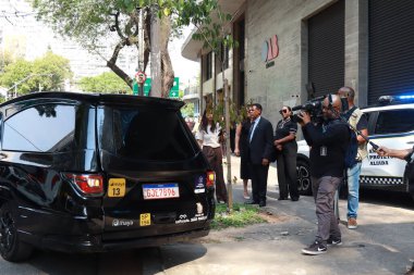 Sao Paulo (sp), 10 / 03 / 2025, wake / lawyer / luiz / fernando / pacheco / oab - Cenaze arabası avukat Luiz fernando pacheco 'nun cesedini taşır. Paulista 'nın merkez bölgesi merkez binası. (Marcelo Estevao / Newws2) 