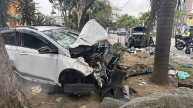 Sao Paulo (SP), 10 / 4 / 2025 - Avenida Inajar de Souza 'da meydana gelen bir trafik kazası iki arabayı tahrip etti ve iki kişi yaralandı. Polise göre biri sokak yarışçısıymış ve sarhoşmuş. (oslaim brito\ the new 2color)      
