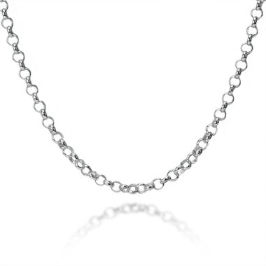 Beyaz arka planda izole edilmiş zarif gümüş zincir. Üst görünüm