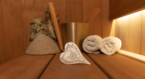 Bath Accessories Celebration Valentine Day Eucalyptus Broom Shape Heart 로열티 프리 스톡 이미지