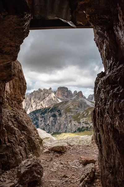 Dünya Savaşı Nın Alp Kalesi Ndeki Eski Bir Embriyodan Dolomitler — Stok fotoğraf