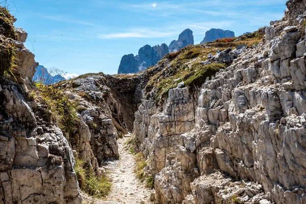 Dolomite Alplerindeki Piyano Dağı Ndaki Askeri Siperlerin Kalıntıları Birinci Dünya — Stok fotoğraf