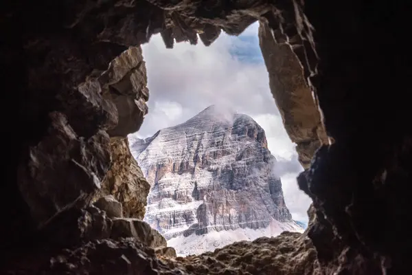 Pohled Mezery Tunelech Mount Lagazuoi Postavených Během První Světové Války — Stock fotografie