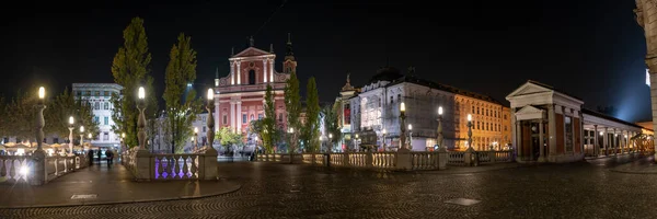Famosas Três Pontes Praça Preseren Centro Liubliana Iluminada Noite Eslovênia — Fotografia de Stock