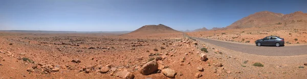 Панорамний Пустельний Пейзаж Регіоні Сус Масса Автомобіль Їде Дорозі Марокко — стокове фото