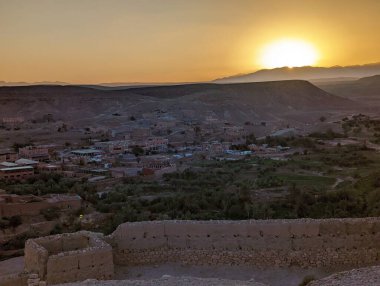 Eski tarihi şehir Ait Ben Haddou, Fas 'ta günbatımı