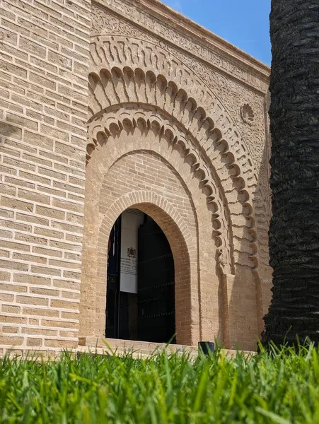 拉巴特市中心的Bab Rouah风景门 今天是摩洛哥的一个美术馆 — 图库照片