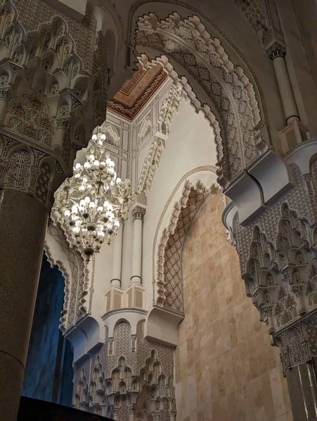 Casablanca Morocco Kwiecień 2023 Wnętrze Słynnego Meczetu Hassana Wybrzeżu Casablanki — Zdjęcie stockowe