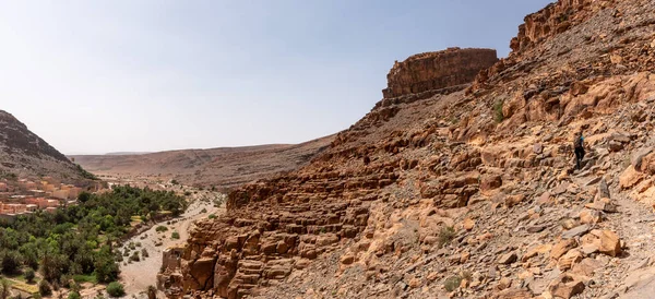モロッコの反アトラス山脈で有名なアムトゥディのパノラマビュー — ストック写真