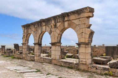 Kuzey Afrika, Fas 'taki Volubilis antik Roma kasabasının kalıntıları.