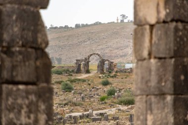 Kuzey Afrika, Fas 'taki Volubilis antik Roma kasabasının kalıntıları.