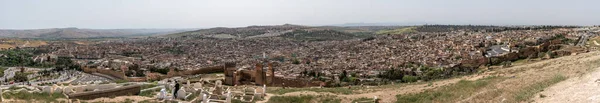 Fes Medina Sının Manzaralı Panoramik Manzarası Fas Marinid Mezarlarından Görülüyor — Stok fotoğraf