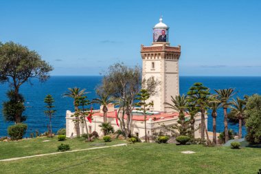 Tanca, Fas yakınlarındaki Cap Spartel 'de sahne deniz feneri.