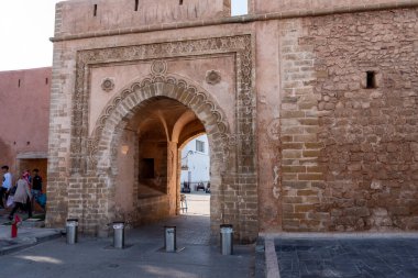 Rabat, Fas 'ta Bab Chellah' ı süsleyin.
