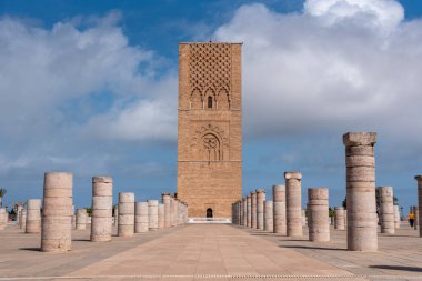 Rabat 'ın merkezindeki İkonik Hasan Kulesi, Fas adlı bir caminin daha da yüksek bir minaresi olarak planlanıyor.
