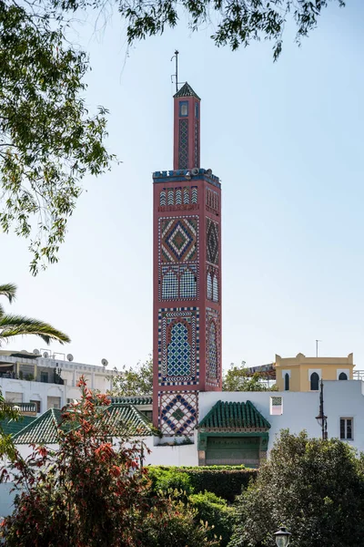 Colorido Minarete Mezquita Sidi Bou Abib Centro Tánger Marruecos — Foto de Stock
