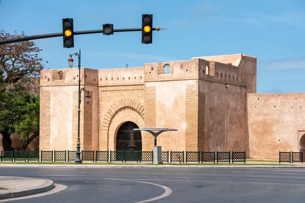モロッコのラバトの古代都市壁のバブ ザイヤー — ストック写真