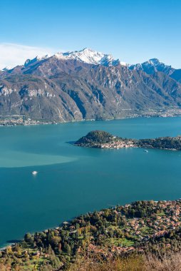 Monte Crocione, İtalya 'daki Como Gölü' nün muhteşem manzarası.