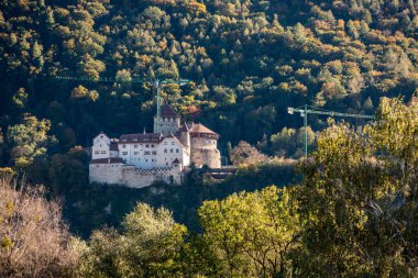 VADUZ, LIECHTENSTEIN - 28 Eylül 2023 - Vaduz Şatosu, Lihtenştayn Prensi 'nin resmi konutu