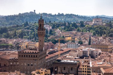 Floransa ve Vecchio Sarayı 'nın panoramik manzarası, İtalya