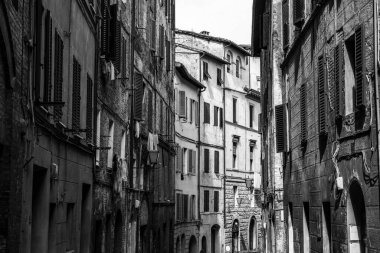 Ortaçağ Siena, İtalya sokaklarında bir yerde