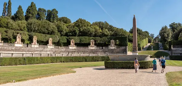 FLORENCE, İtalya - 18 Eylül 2023 - Floransa, İtalya 'da Park Giardino di Boboli