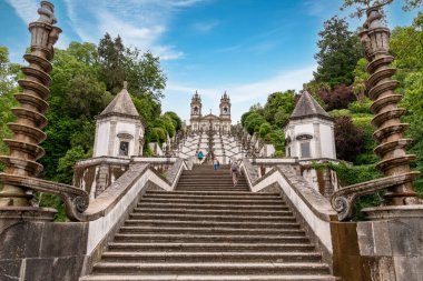 Portekiz, Braga 'da hacı bazilikasına ünlü barok merdiven Bom Jesus do Monte